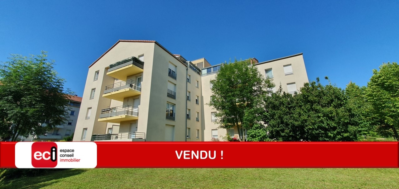 QUEULEU : T3 au 64m² avec balcon, pk ss-sol et ascenseur - Image #1